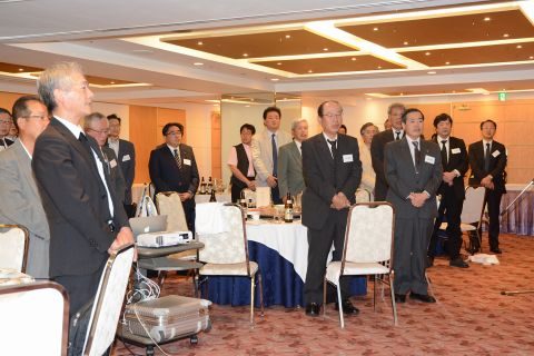 米田 貞一郎先生を偲ぶ会_大学歌斉唱